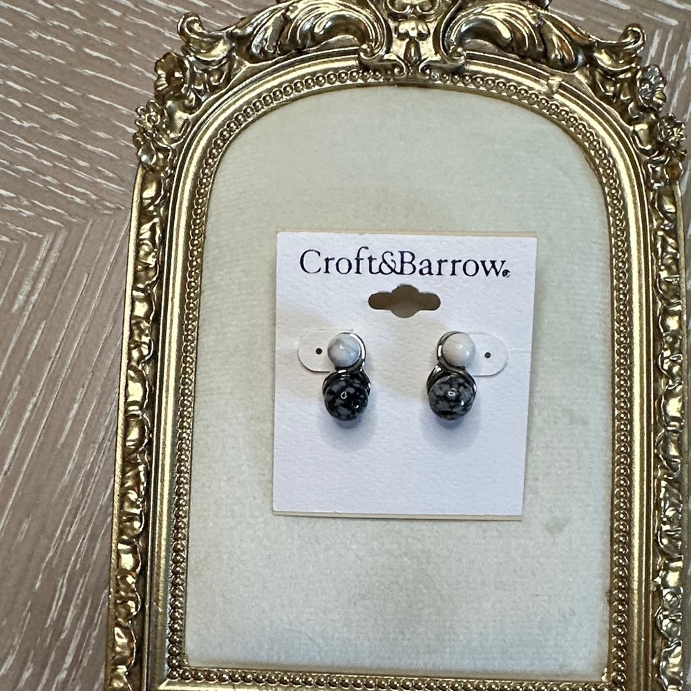 NEW! Croft & Barrow Black and White Earrings